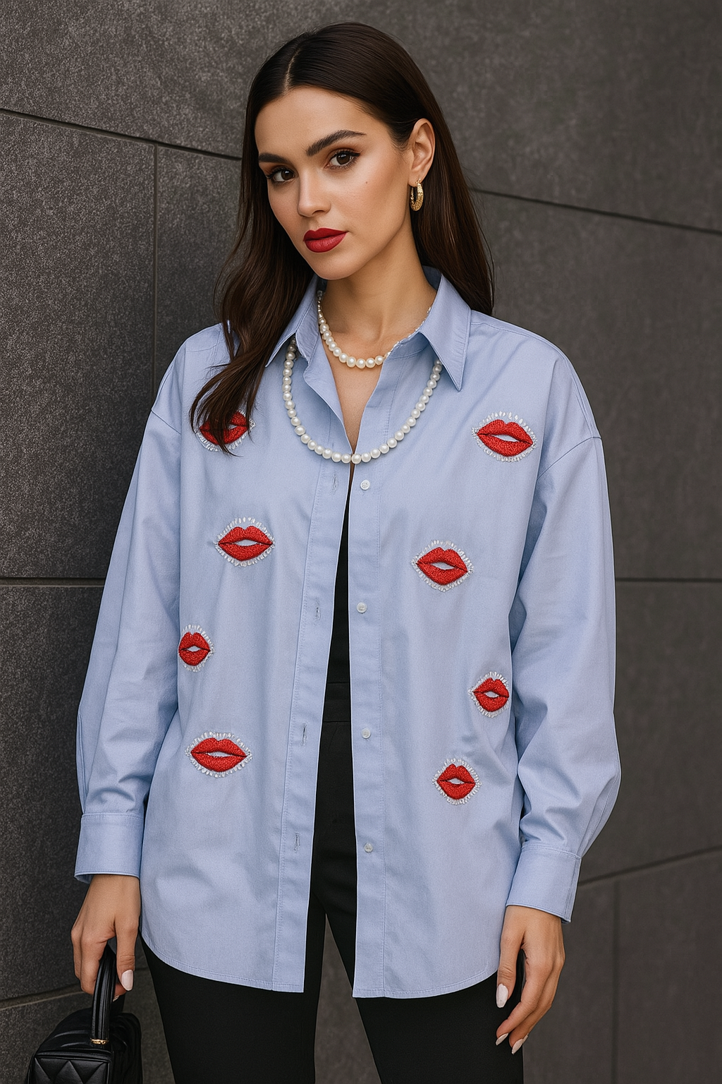 Ayola Kissis Shirt