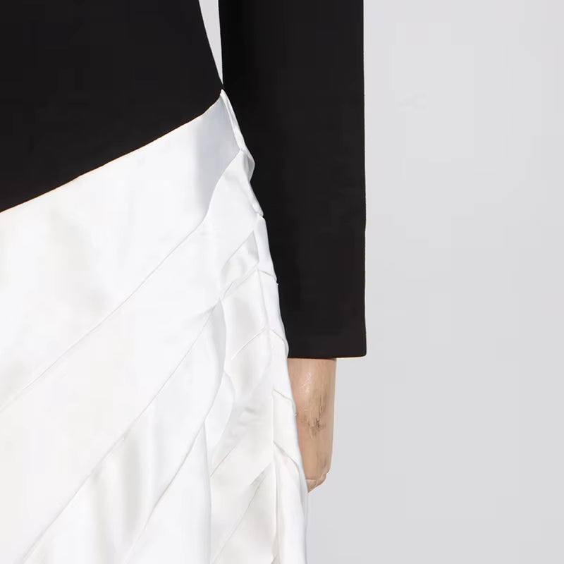 Contrast Color Stitch Pleated Elastic Dress