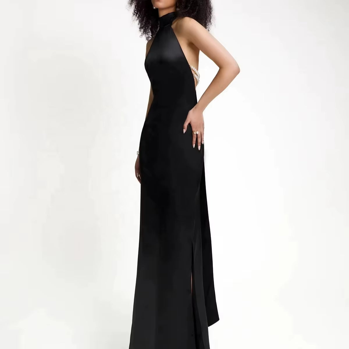 OUDINA Trendy Halterneck Backless Tie Back Beaded Gown Dress Wedding Women Elegant Evening Dresses