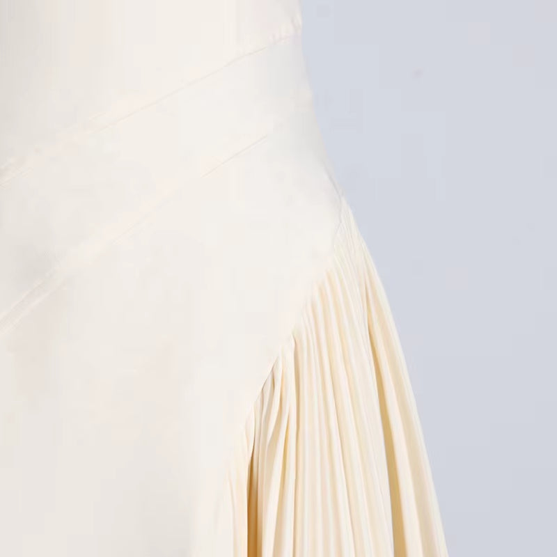 OUDINA Fashionable Elegant Lapel Hollow Splice Pleated Sleeveless Dress Simple Long Dresses for Ladies