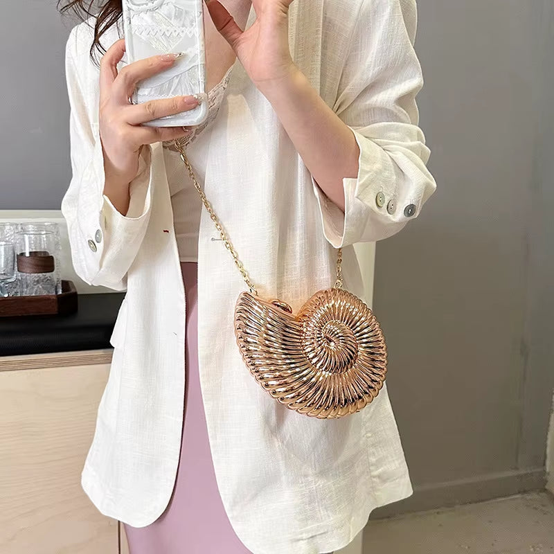 Women Cute Shoulder Bag Conch Shape Chain Party Crossbody Bag Acrylic Shell Phone Bags Handbag Purse for Women